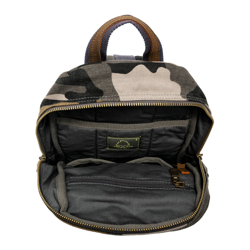 Leaf Hill Sling Bag